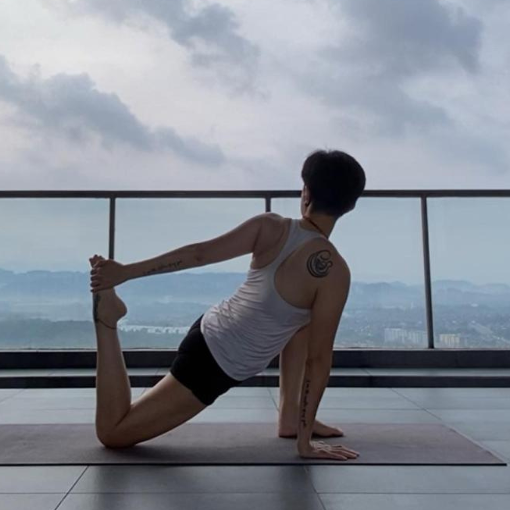 Private Yoga Instructor Sze Ping