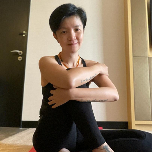 Private Yoga Instructor Sze Ping